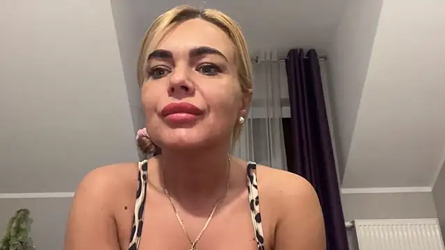 DESIREjenny online show from 25, 1, 2025