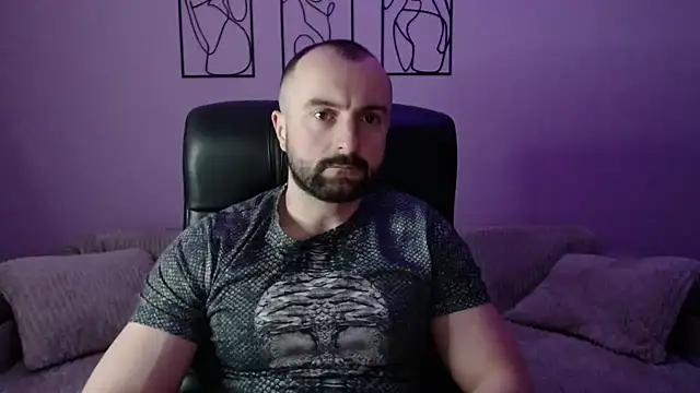 brindlefly6969 online show from 25, 3, 2026