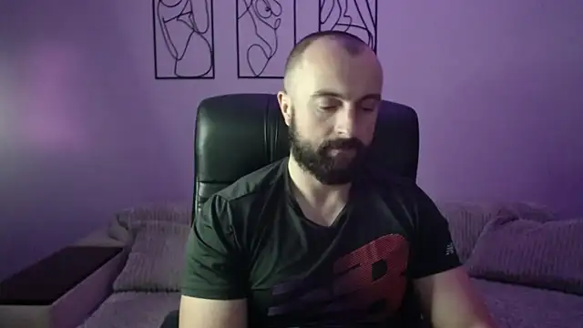 brindlefly6969 online show from 27, 10, 2025