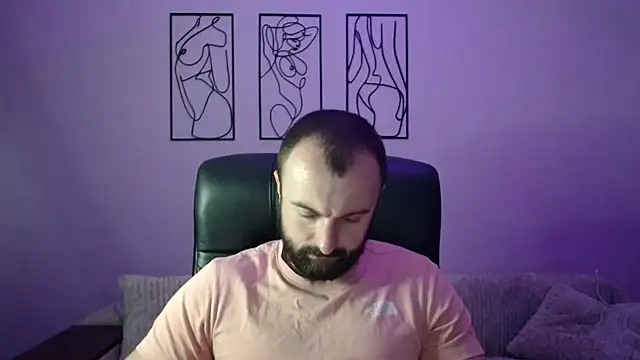 brindlefly6969 online show from 21, 10, 2025