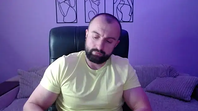 Snapshot of brindlefly6969 chatting on 2, 2, 2026 brindlefly6969 online show from 2, 2, 2026