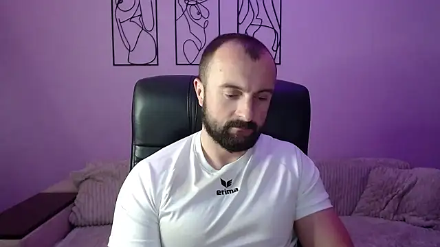 brindlefly6969 online show from 14, 10, 2025