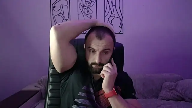 brindlefly6969 online show from 15, 12, 2025