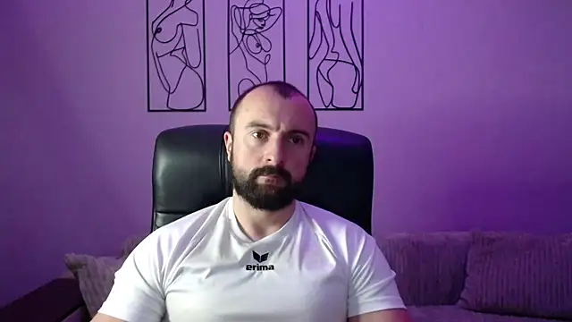 brindlefly6969 online show from 15, 10, 2025