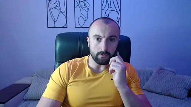 brindlefly6969 online show from 30, 9, 2025