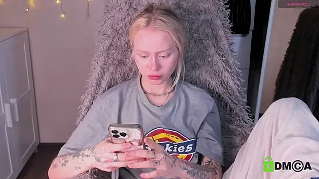 MalenaErnman online show from 20, 11, 2025