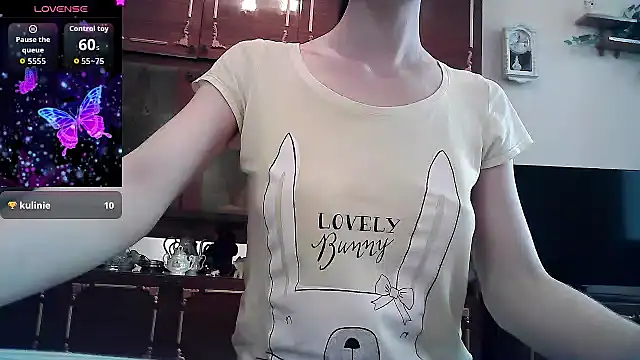Snapshot of ElizaSwon chatting on 11, 7, 2026 ElizaSwon online show from 11, 7, 2026