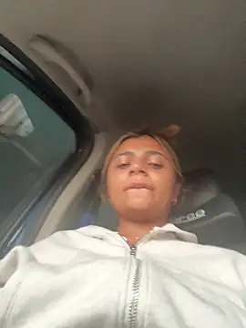 pamell col online show from 5, 11, 2025