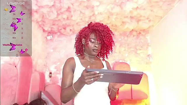 Snapshot of puca_ebony chatting on 30, 4, 2026 puca ebony online show from 30, 4, 2026