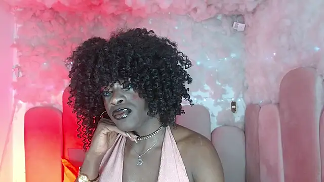 Snapshot of puca_ebony chatting on 2, 6, 2026 puca ebony online show from 2, 6, 2026