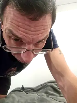 Iliketocooksquirt25 online show from 19, 4, 2026