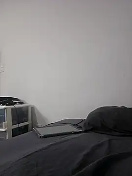 Iliketocooksquirt25 online show from 24, 4, 2026