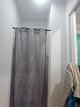 Iliketocooksquirt25 online show from 29, 9, 2025