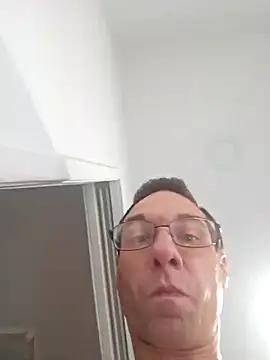 Iliketocooksquirt25 online show from 14, 10, 2025