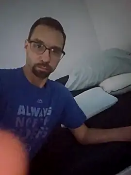 Iliketocooksquirt25 online show from 18, 3, 2025