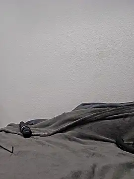 Iliketocooksquirt25 online show from 22, 11, 2025