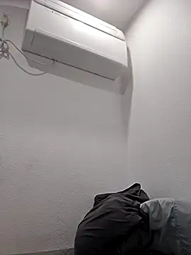 Iliketocooksquirt25 online show from 12, 4, 2026