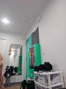 Iliketocooksquirt25 online show from 24, 11, 2025