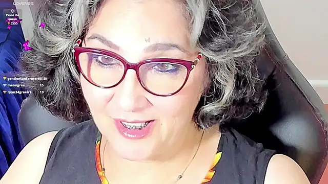 cataleya mom online show from 6, 11, 2025