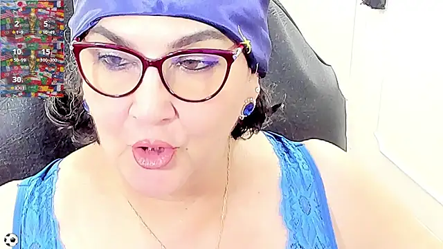 Snapshot of cataleya_mom chatting on 21, 6, 2026 cataleya mom online show from 21, 6, 2026