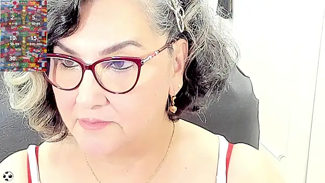 Snapshot of cataleya_mom chatting on 17, 6, 2026 cataleya mom online show from 17, 6, 2026