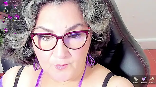 cataleya mom online show from 5, 11, 2025