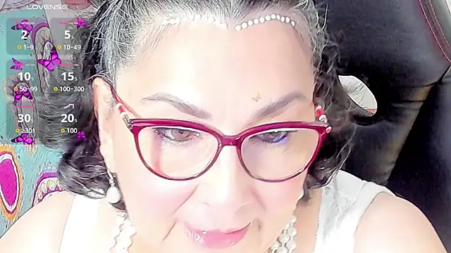 cataleya mom online show from 11, 10, 2025