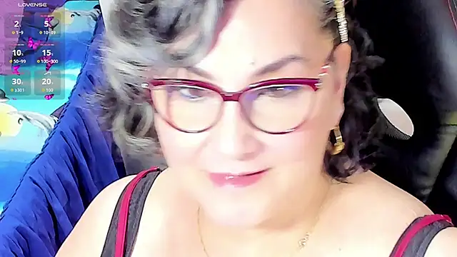 cataleya mom online show from 6, 10, 2025