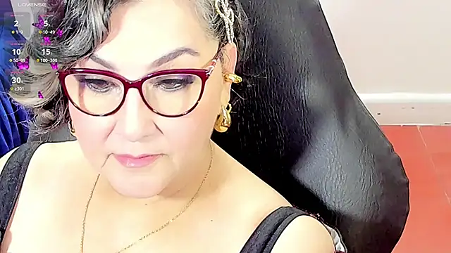 cataleya mom online show from 5, 2, 2026
