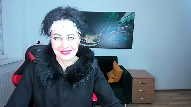 Silvia Wallec online show from 12, 3, 2026