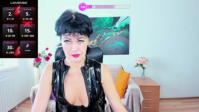 Silvia Wallec online show from 26, 10, 2025