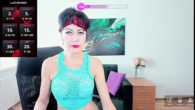 Silvia Wallec online show from 6, 11, 2025