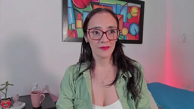 Jessica Herrera  online show from 14, 12, 2025