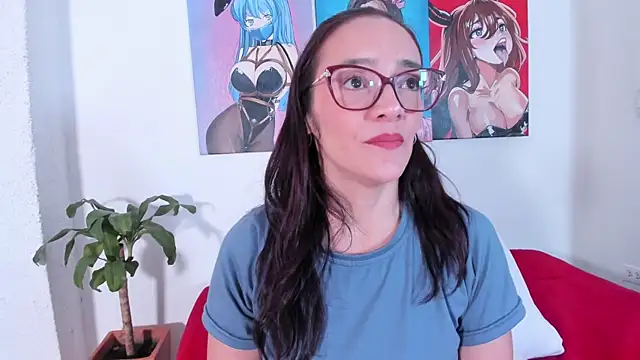 Jessica Herrera  online show from 14, 10, 2025