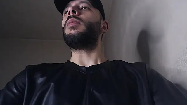 henryaxe online show from 7, 6, 2026