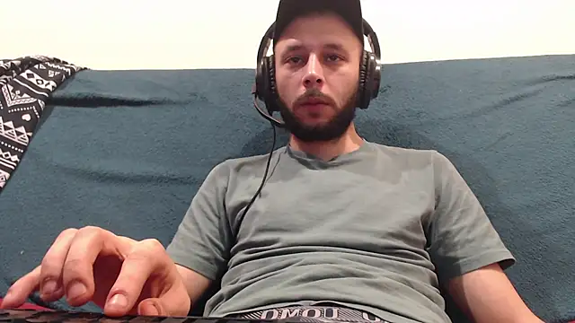 henryaxe online show from 13, 3, 2025