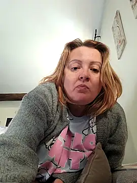 lady charlyne online show from 4, 11, 2025