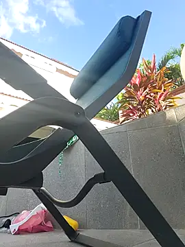 lady charlyne online show from 3, 2, 2025