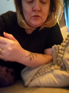 lady charlyne online show from 19, 11, 2025