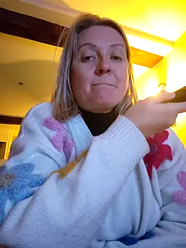 lady charlyne online show from 10, 12, 2024