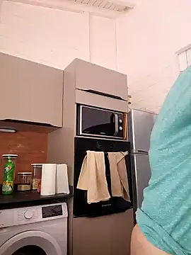 lady charlyne online show from 16, 1, 2025