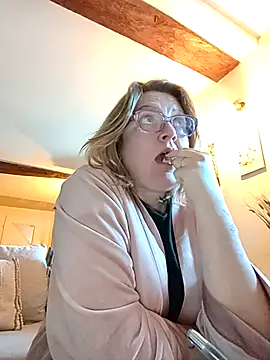 lady charlyne online show from 9, 9, 2025