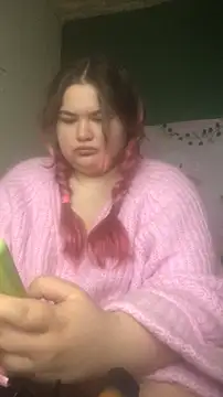 Freakcute  online show from 11, 3, 2025