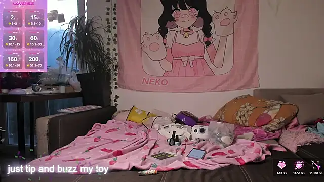 Freakcute  online show from 7, 11, 2025