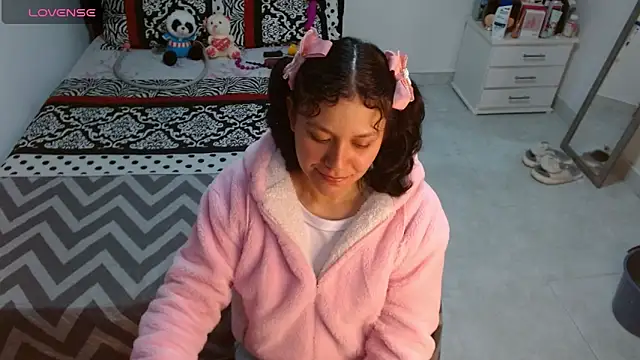 soniafuckboobs online show from 4, 10, 2025