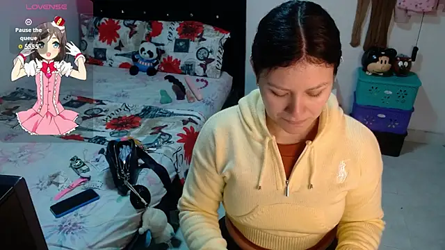 soniafuckboobs online show from 30, 6, 2026