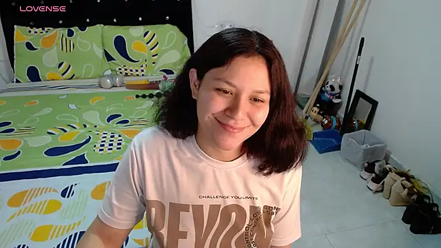 Snapshot of soniafuckboobs chatting on 26, 5, 2026 soniafuckboobs online show from 26, 5, 2026