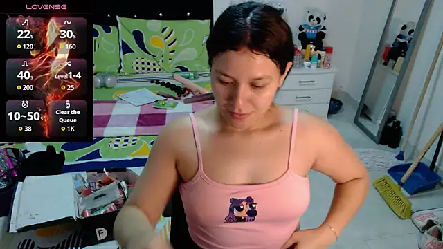 soniafuckboobs online show from 18, 6, 2026