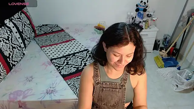 Snapshot of soniafuckboobs chatting on 13, 2, 2026 soniafuckboobs online show from 13, 2, 2026