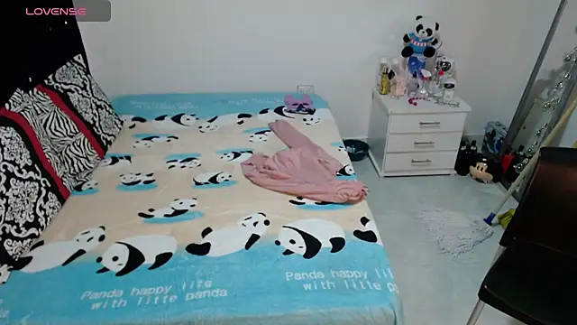 Snapshot of soniafuckboobs chatting on 18, 2, 2026 soniafuckboobs online show from 18, 2, 2026